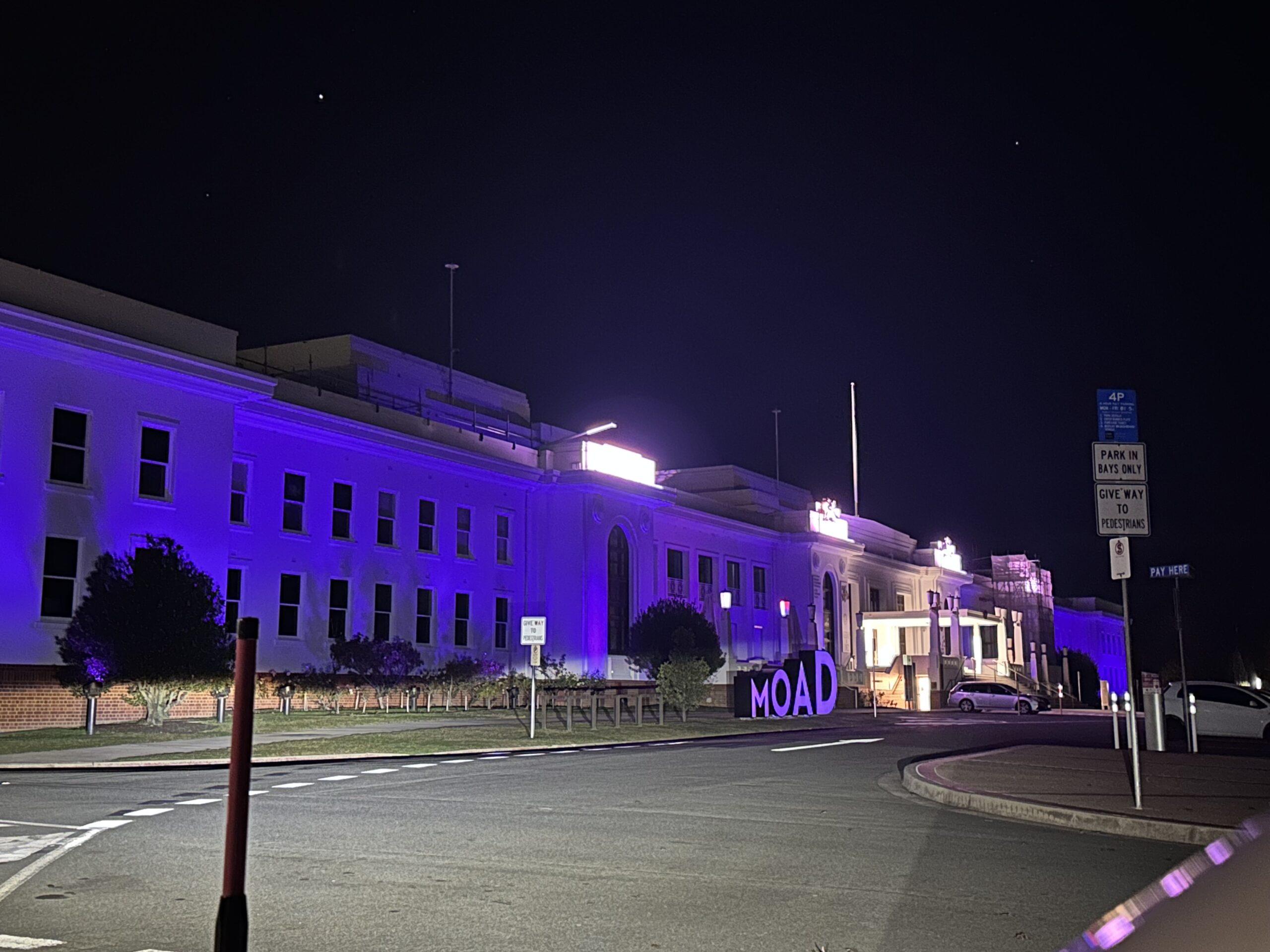 Canberra Cristy 5