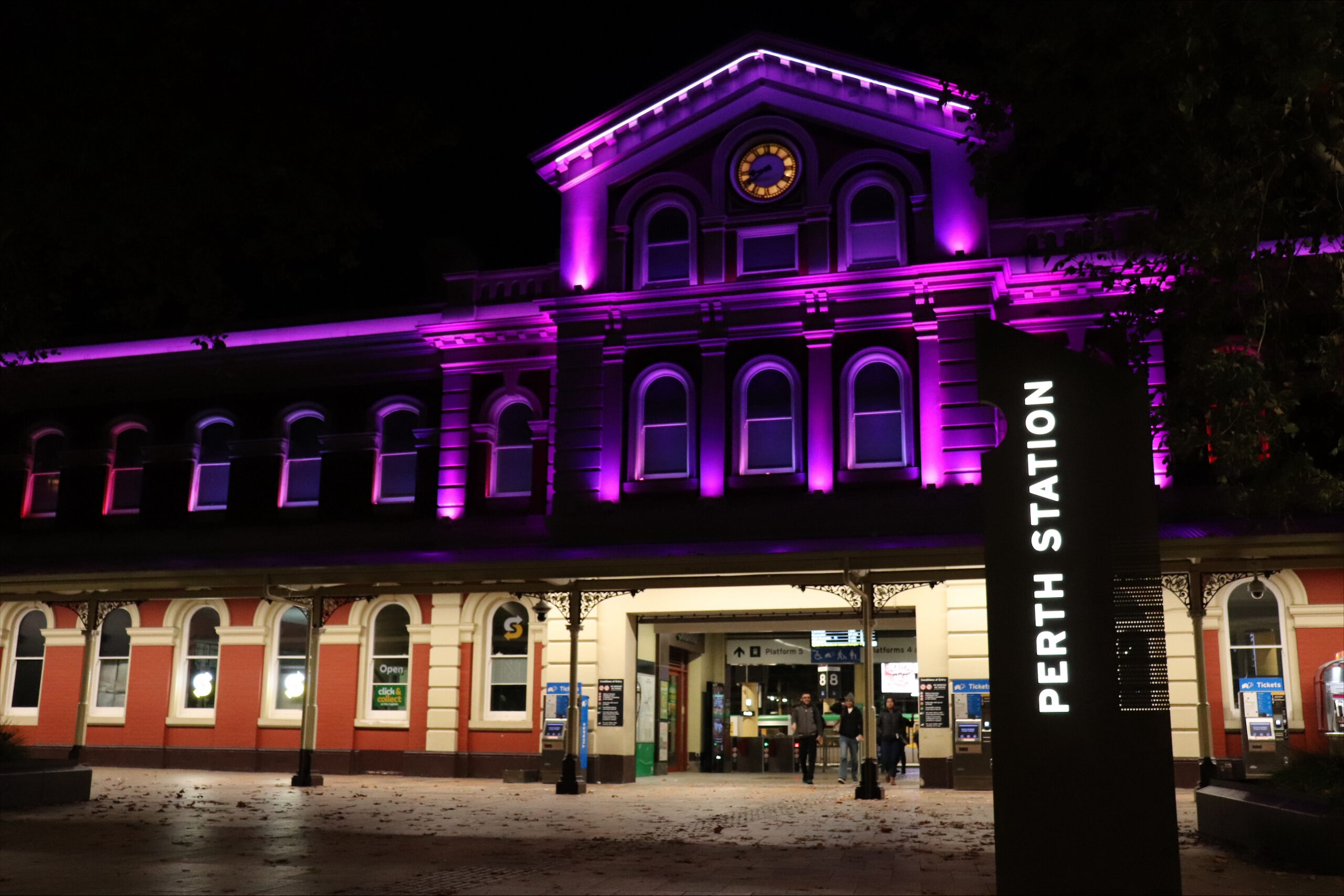 perth station